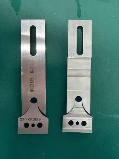 Cặp đồ gá kim loại CNC